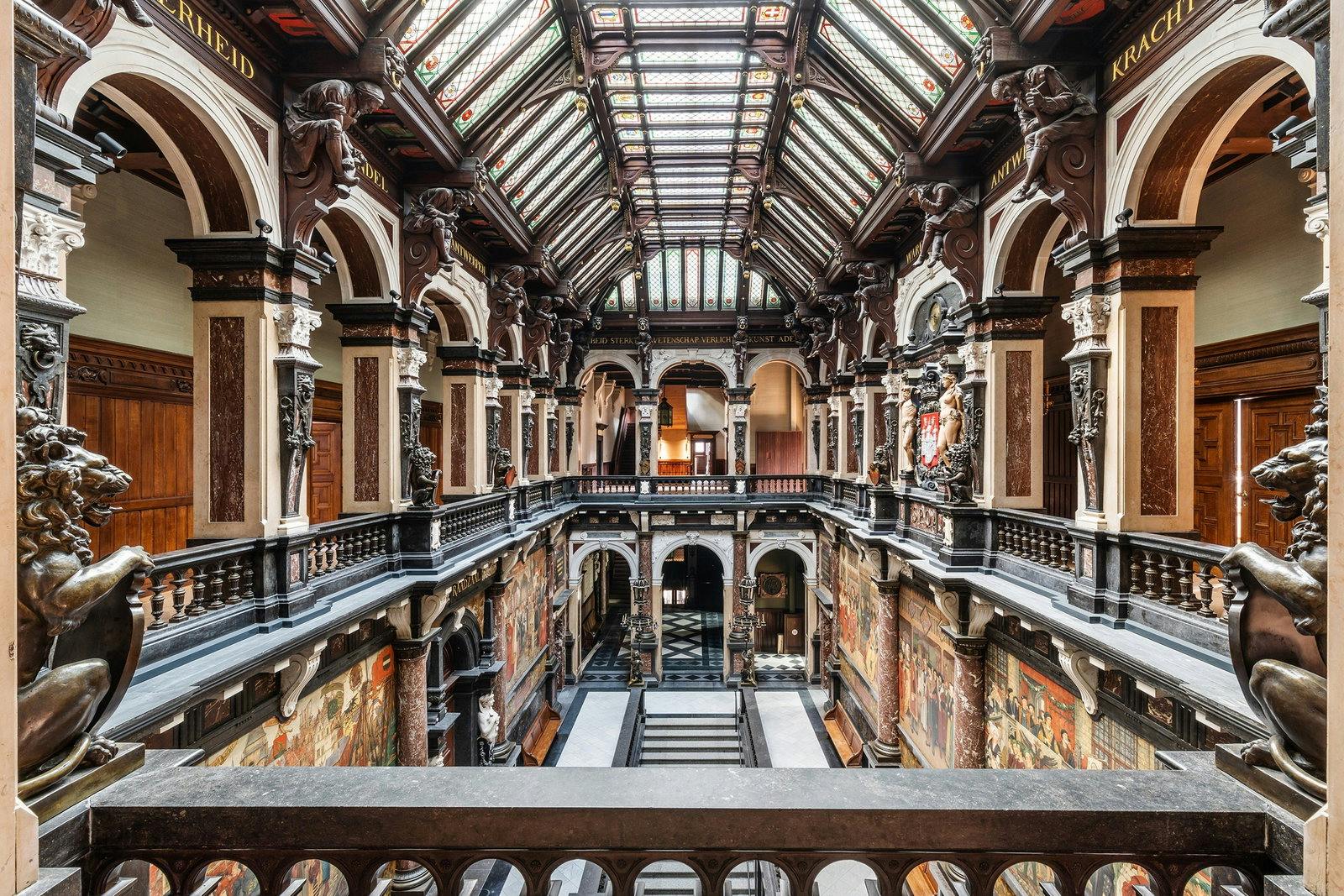 LOW LUCID OMD2022 Stadhuis 10